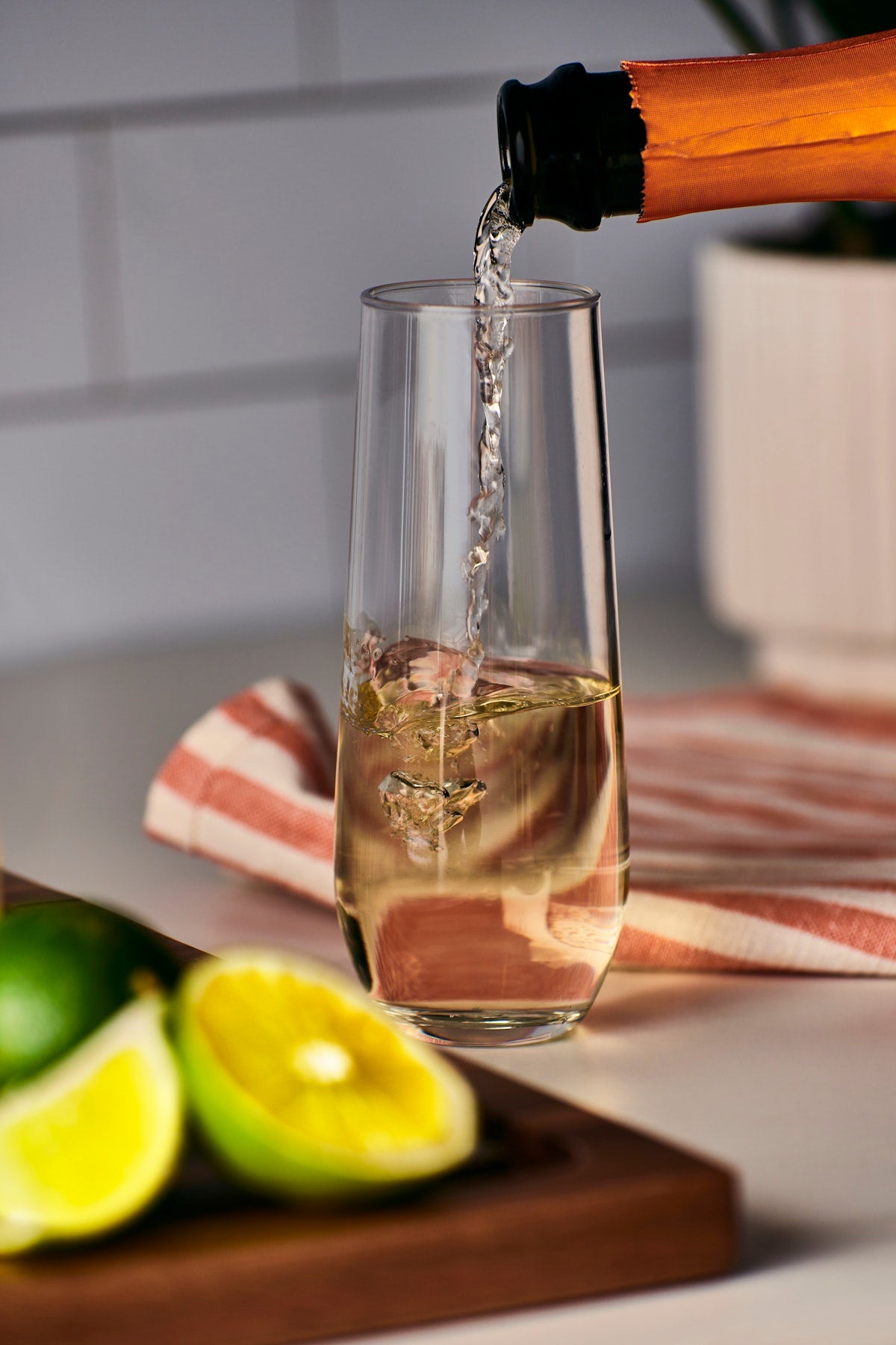 RESERVE 9oz Stemless Champagne Tritan™ Copolyester Glass – TOSSWARE