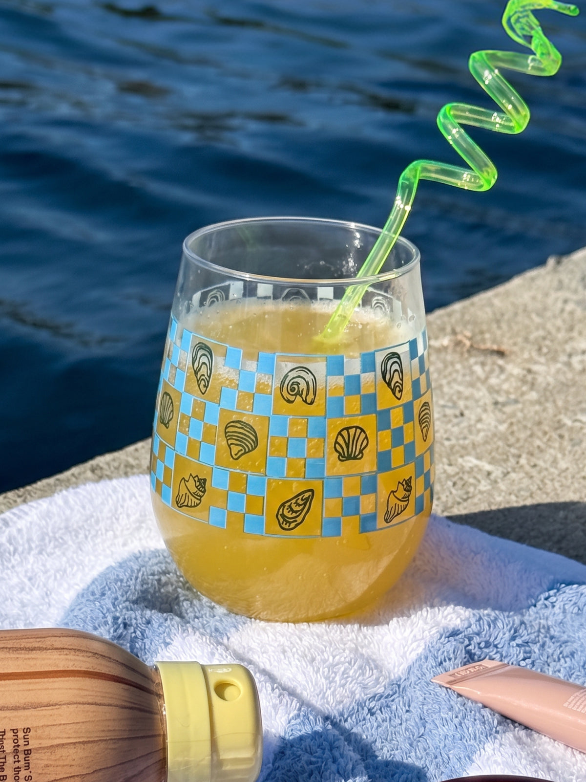 Summer Retreat - RESERVE 16oz Stemless Wine Tritan™ Copolyester Glass