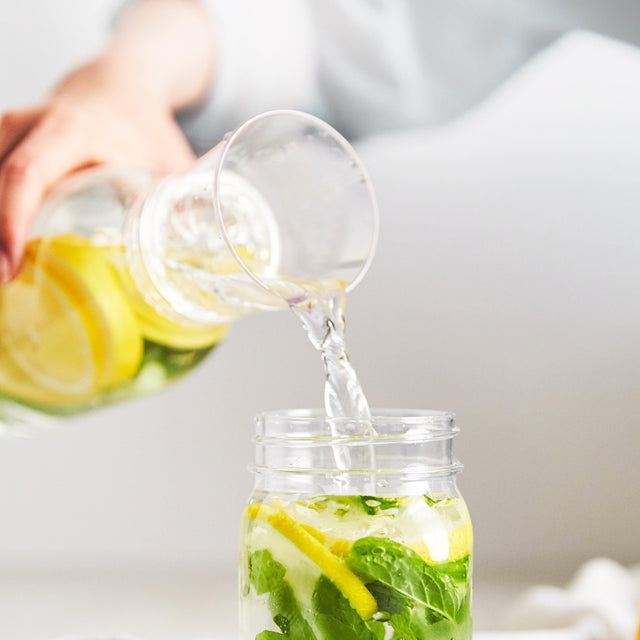 TOSSWARE | POP 28oz Decanter